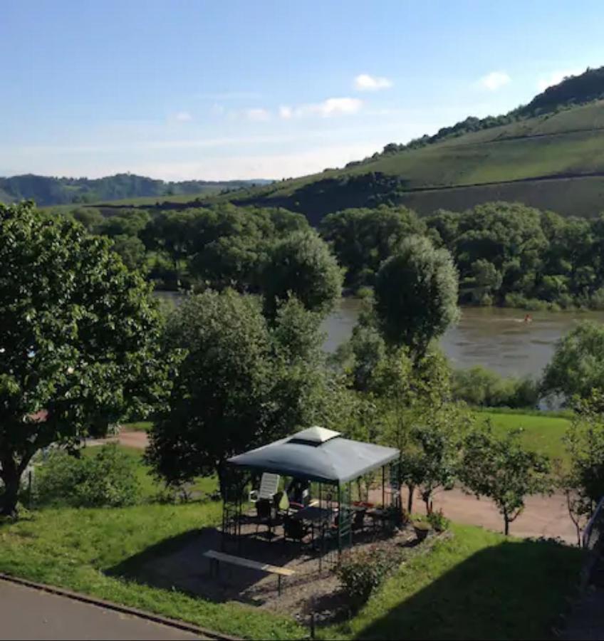 Appartement Casa Barzen - Stilvoll Urlauben An Der Mosel à Reil Extérieur photo